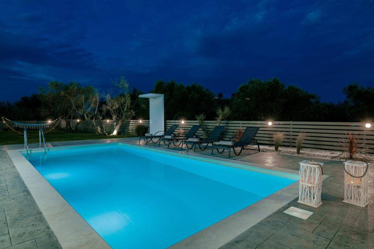 Valentino Luxury Villa Plános Exterior foto